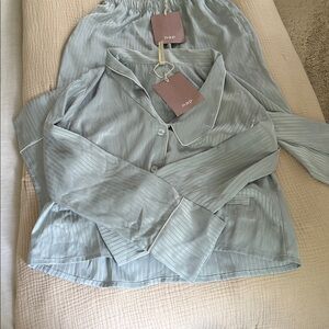 Nap loungewear